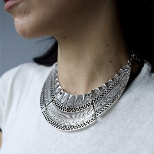 naszyjnik etniczny mona